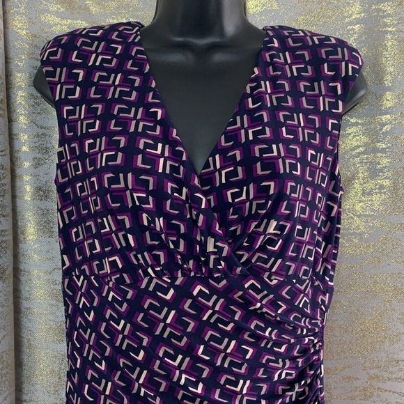 Ralph Lauren Purple Geometric Print Jersey Sheath Faux Wrap Dress Size 4 - Picture 4 of 14